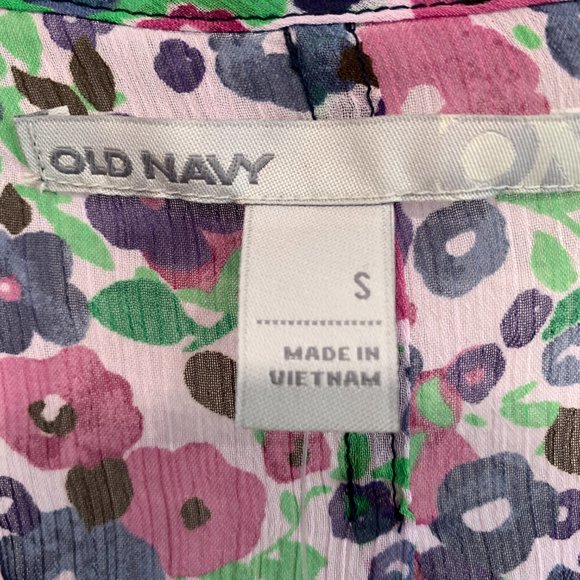 NWT Old Navy 1/4 Button Up Semi Sheer Floral Top Cap Sleeves MultiColor Size S - Picture 3 of 13